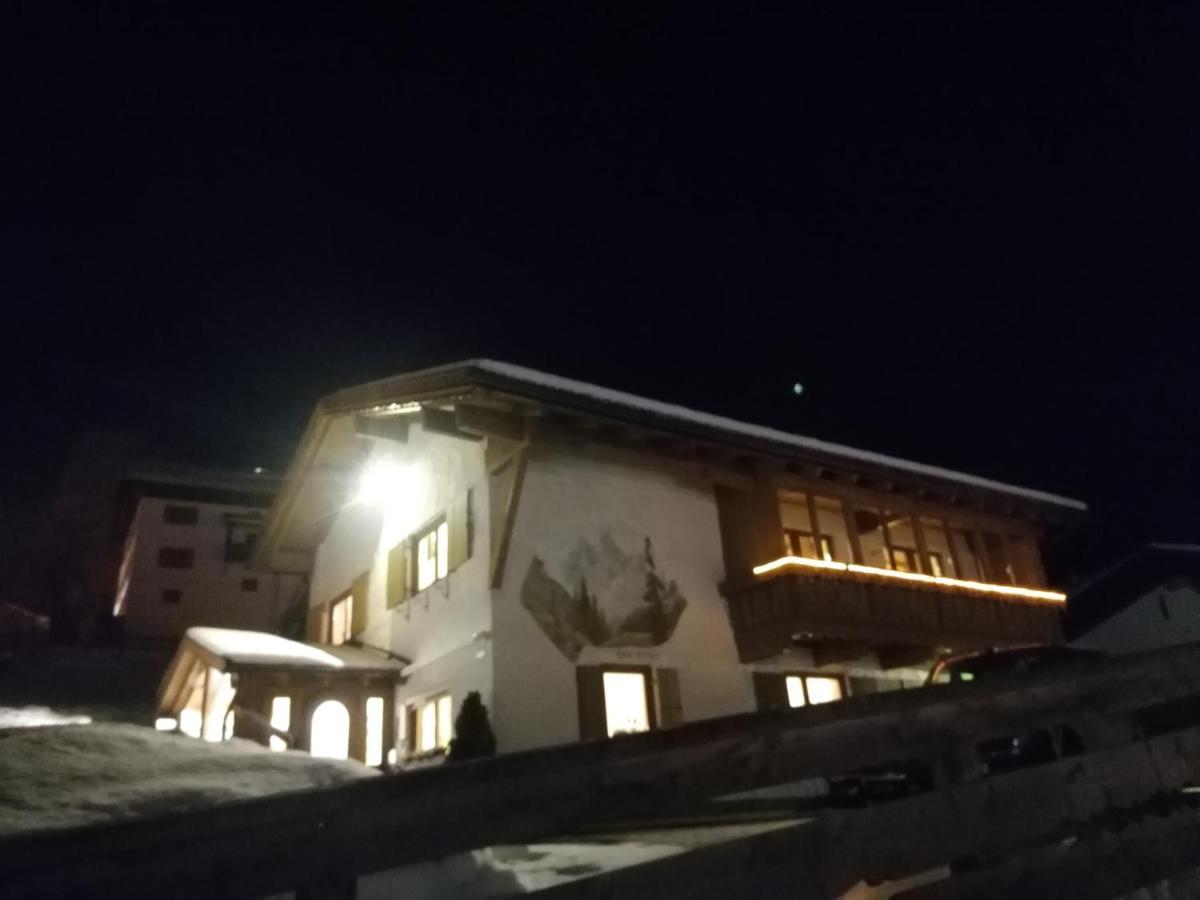 Apart Leitner Apartman Lermoos Kültér fotó