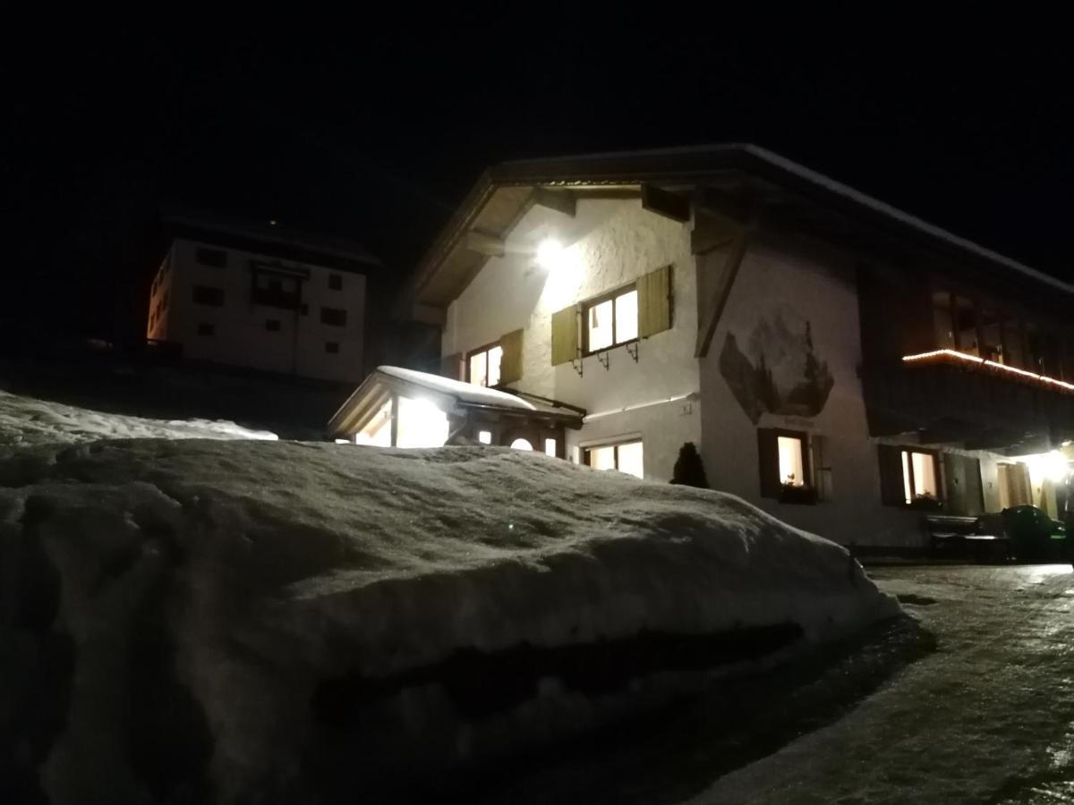 Apart Leitner Apartman Lermoos Kültér fotó