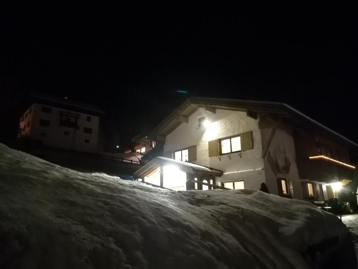 Apart Leitner Apartman Lermoos Kültér fotó